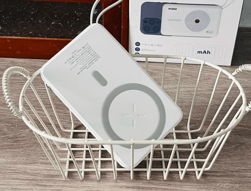 什么牌子充电宝质量最好？2025年10款可登机还耐用充电宝推荐