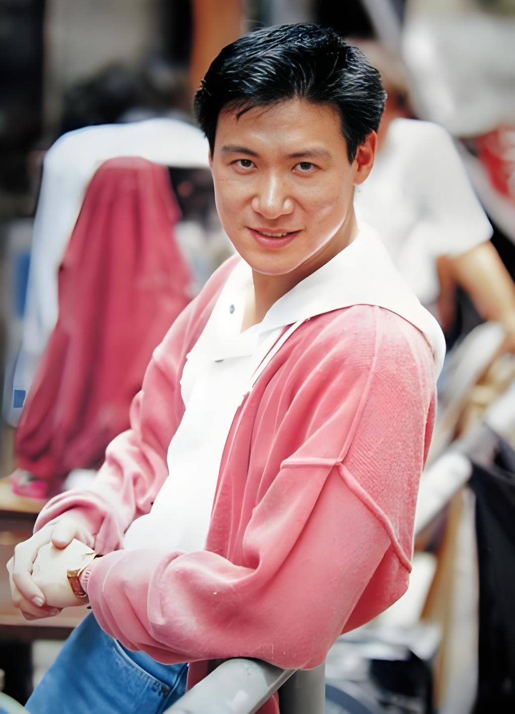 原创聆音赏乐做音乐媒体非常早接触的艺人之一就是张学友