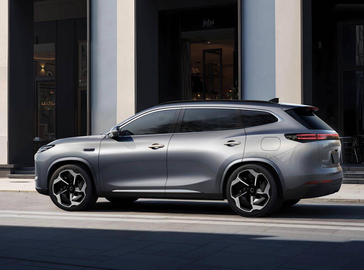 奇瑞全新suv,轿跑外观设计,标配ai智慧座舱,搭载1.5t增程动力