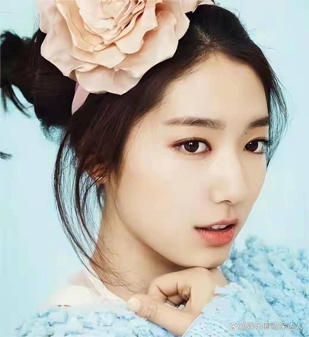 绝色佳人!朴信惠,韩国顶流女艺人,从青涩童星到魅力女神