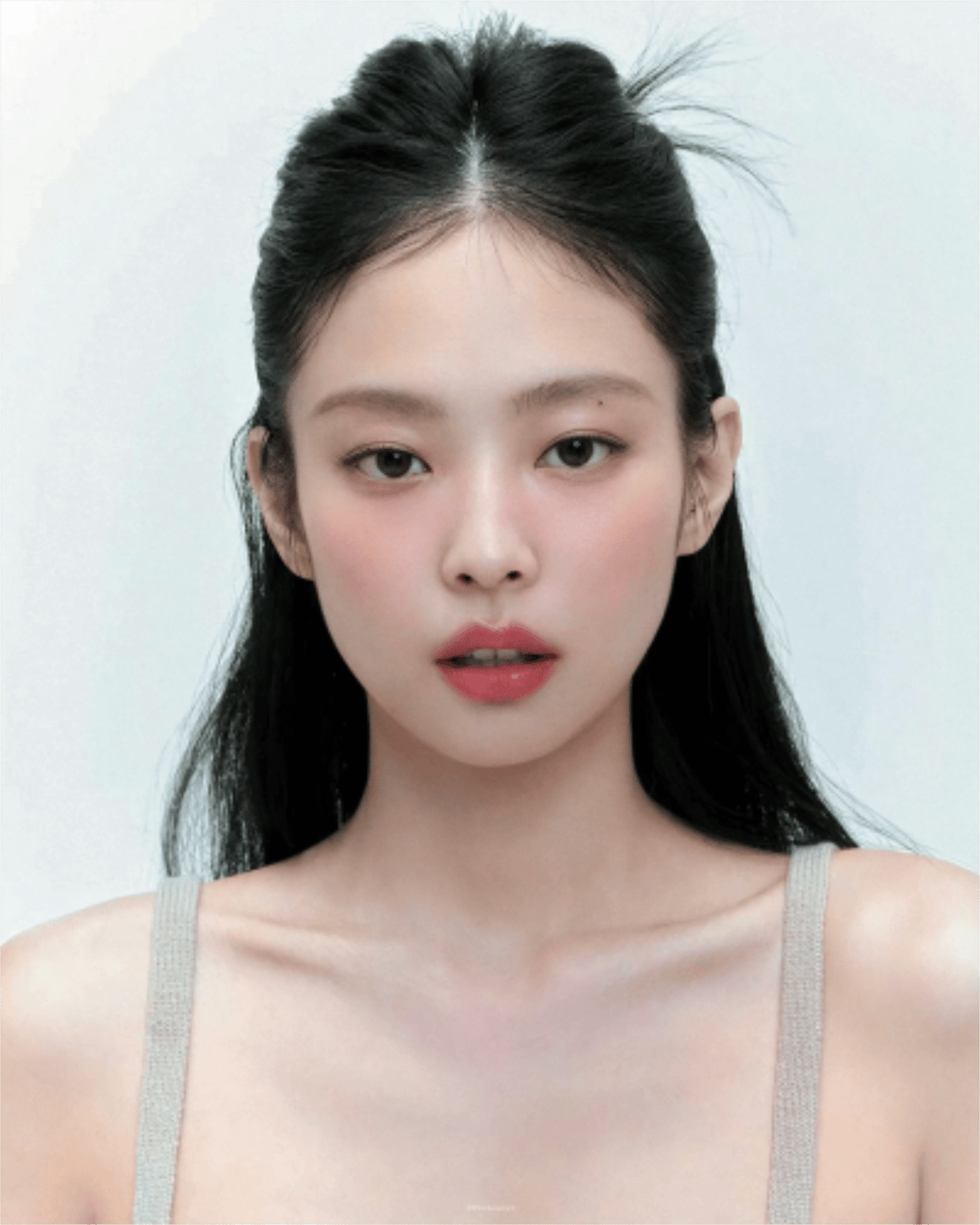 jennie十年来身材从未走样?韩网友称赞她的自律