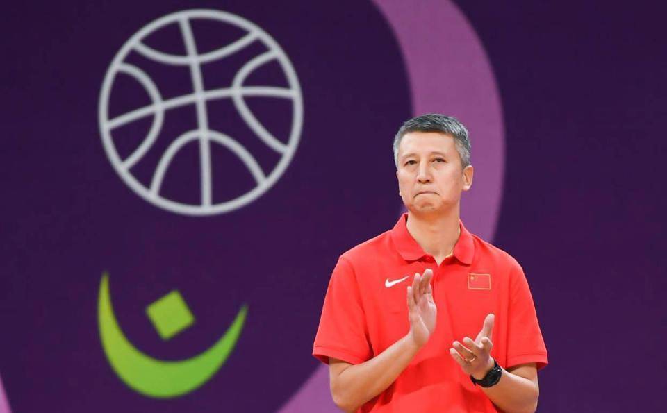 亚洲杯2连胜 中国男篮仍有一大隐患！少了周琦杨瀚森 郭士强也没招