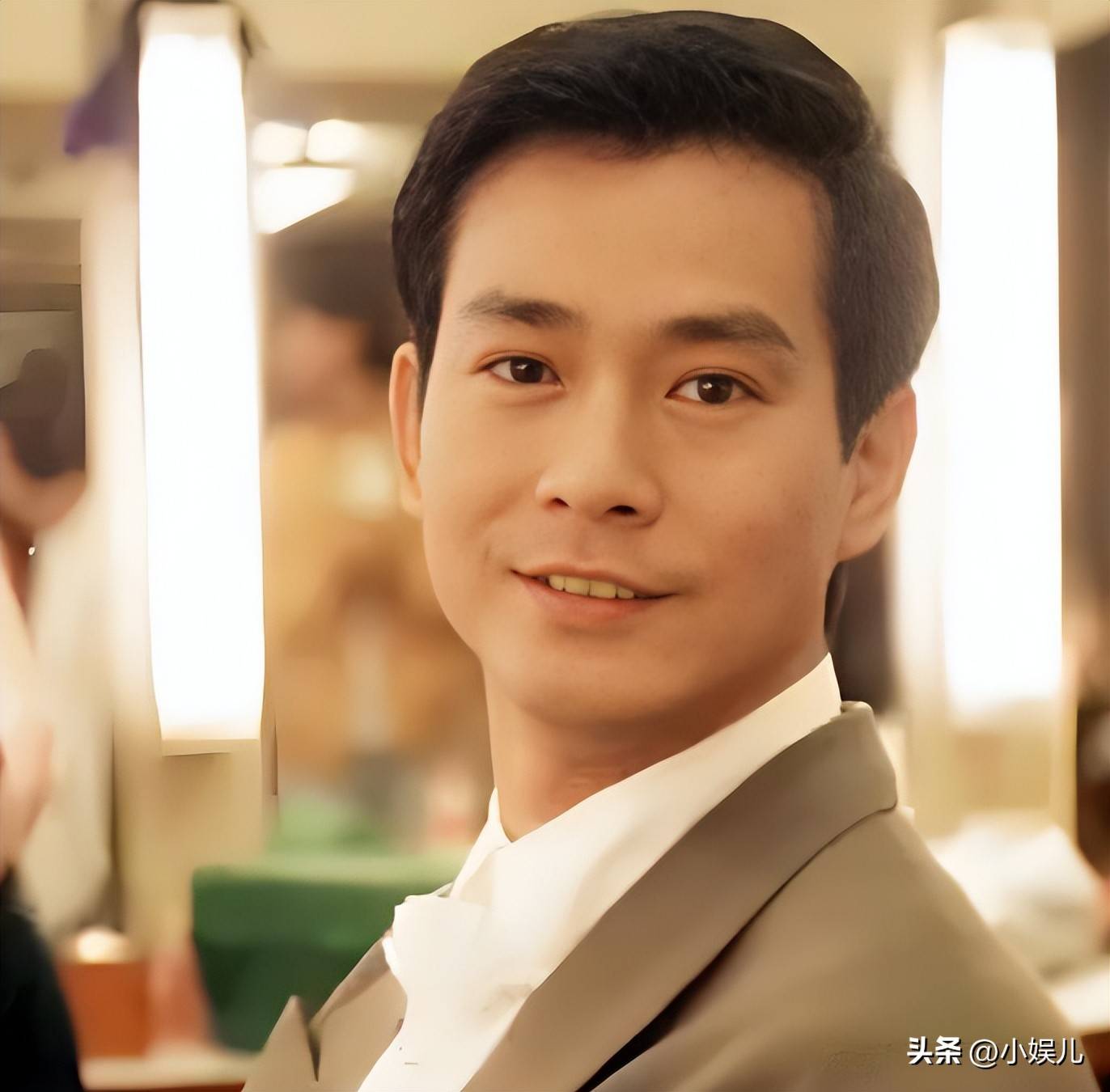 郑少秋_沈殿霞_卢慧茹