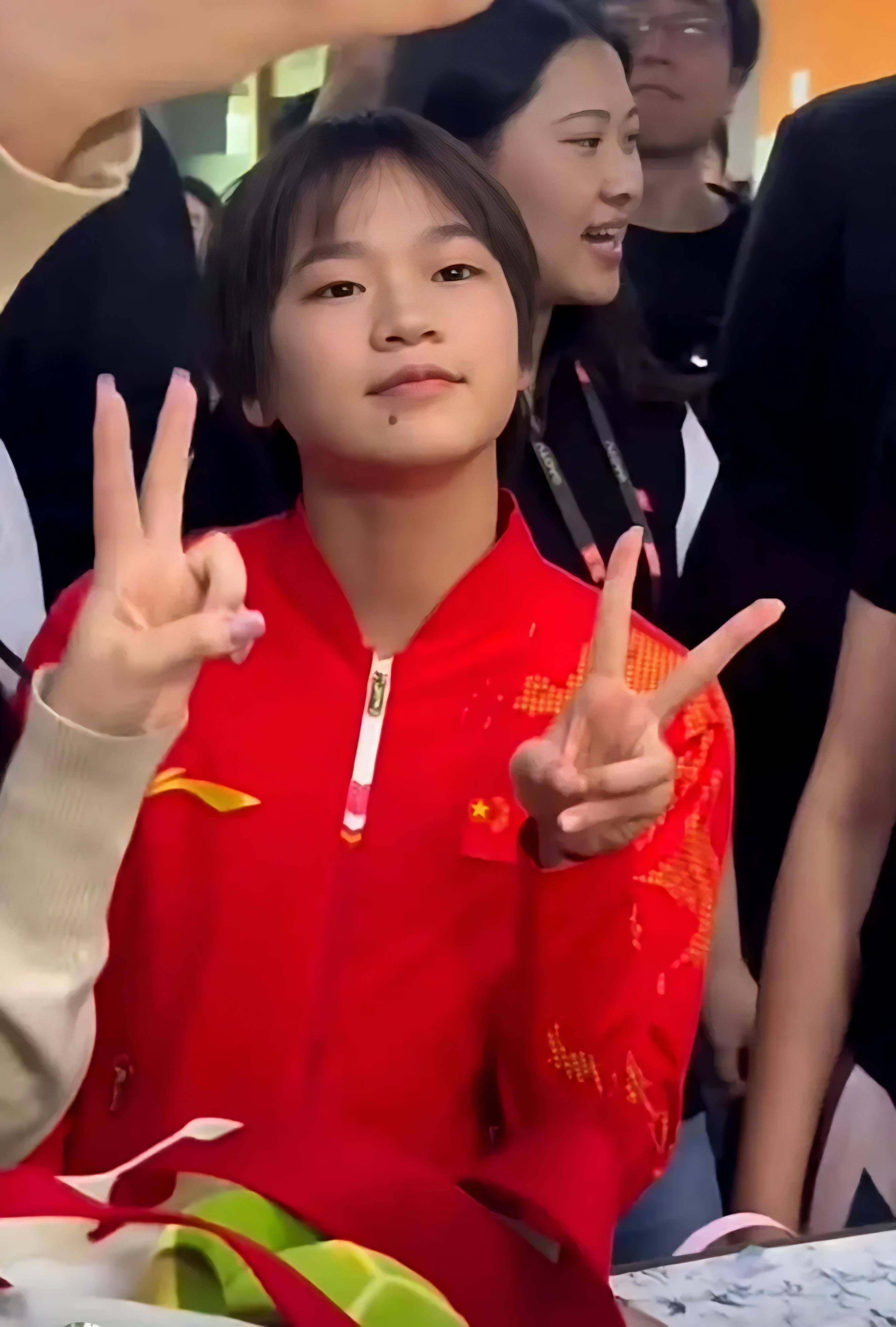 奥运冠军全红婵被ai换脸带货,人民日报发声,真相让人愤怒