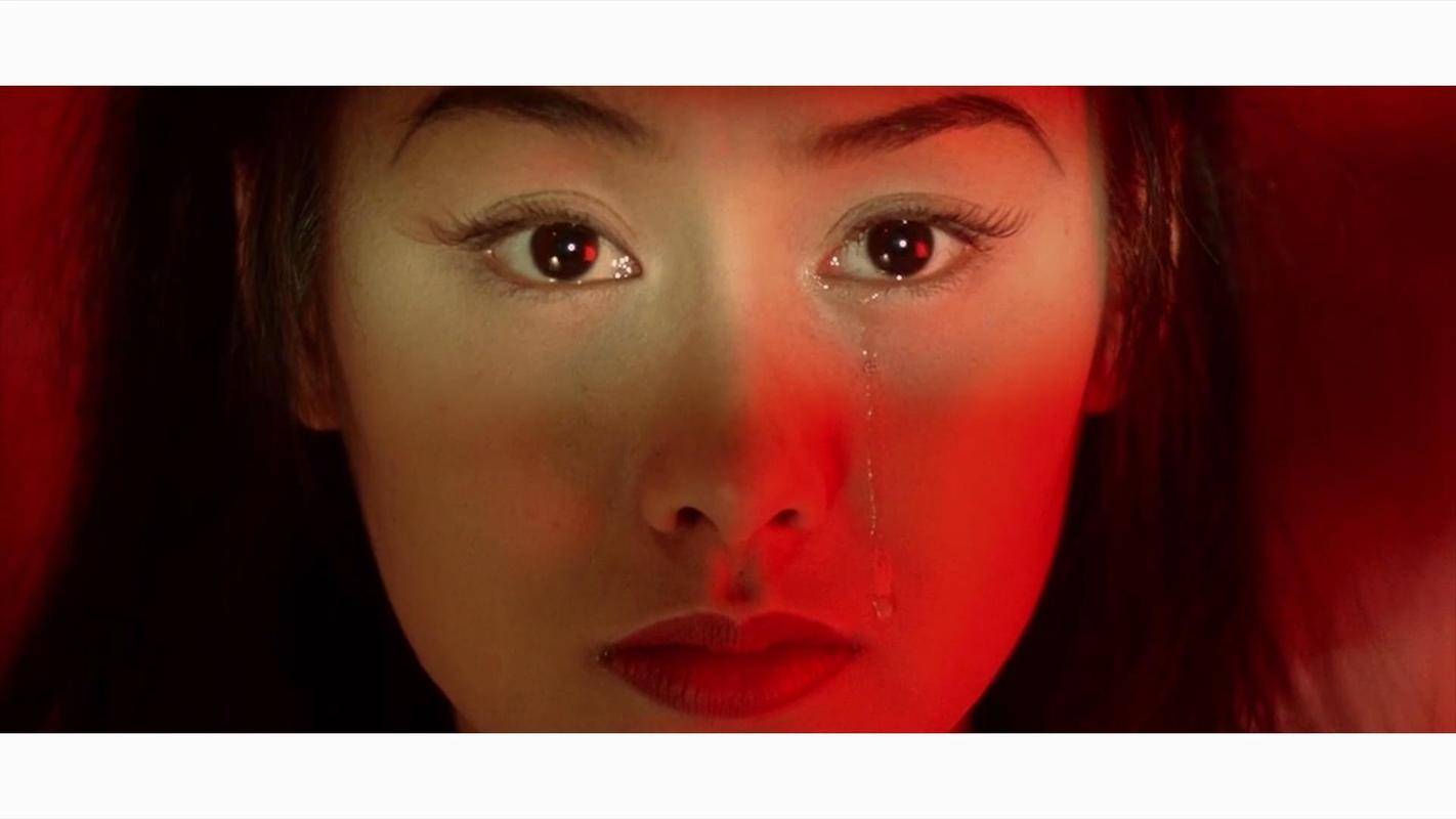 原创离开周星驰后52岁的朱茵活成了真实的紫霞仙子