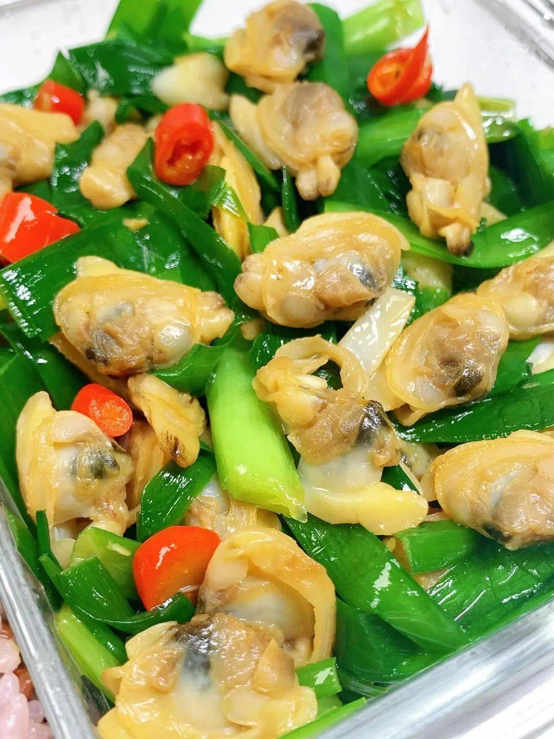 蛤蜊肉炒韭菜今天琪琪给大家分享三道养阳菜它们能帮助生发阳气