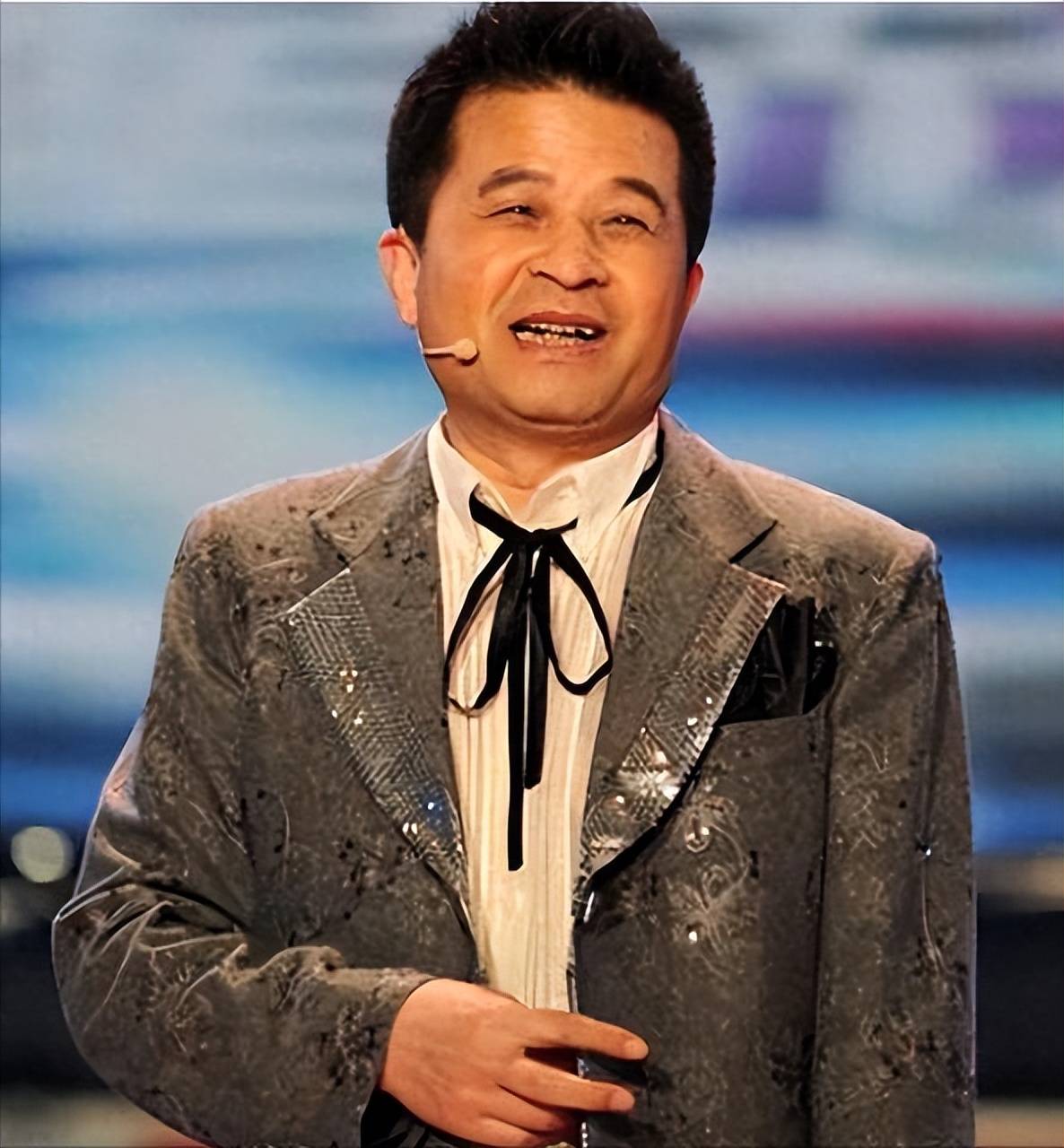 离开央视10年,毕福剑现状曝光:经营副业衣食无忧,晚年不凄凉!