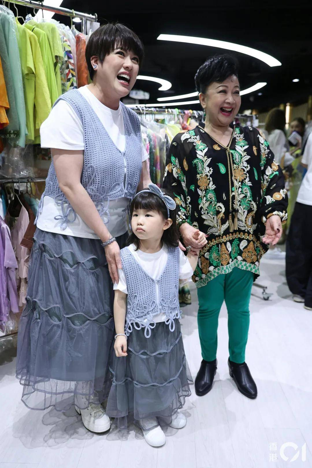 陈彦行带埋爱女撑薛家燕随时可复出幕前但有一条件要先解决