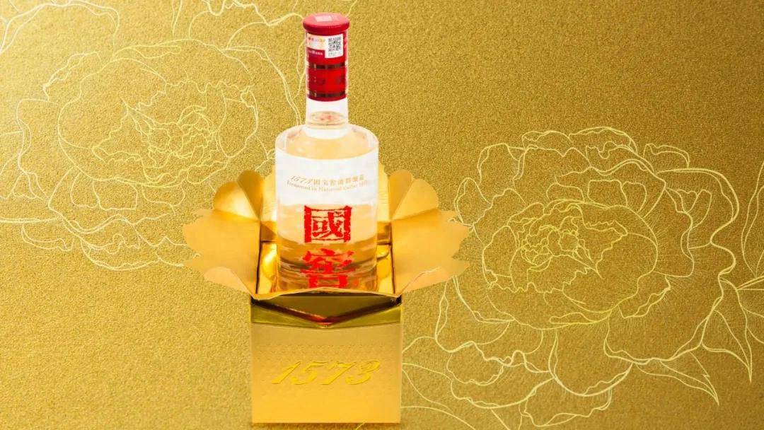 打造百亿级现象单品，泸州老窖推动行业进入“高低度并行”新时代