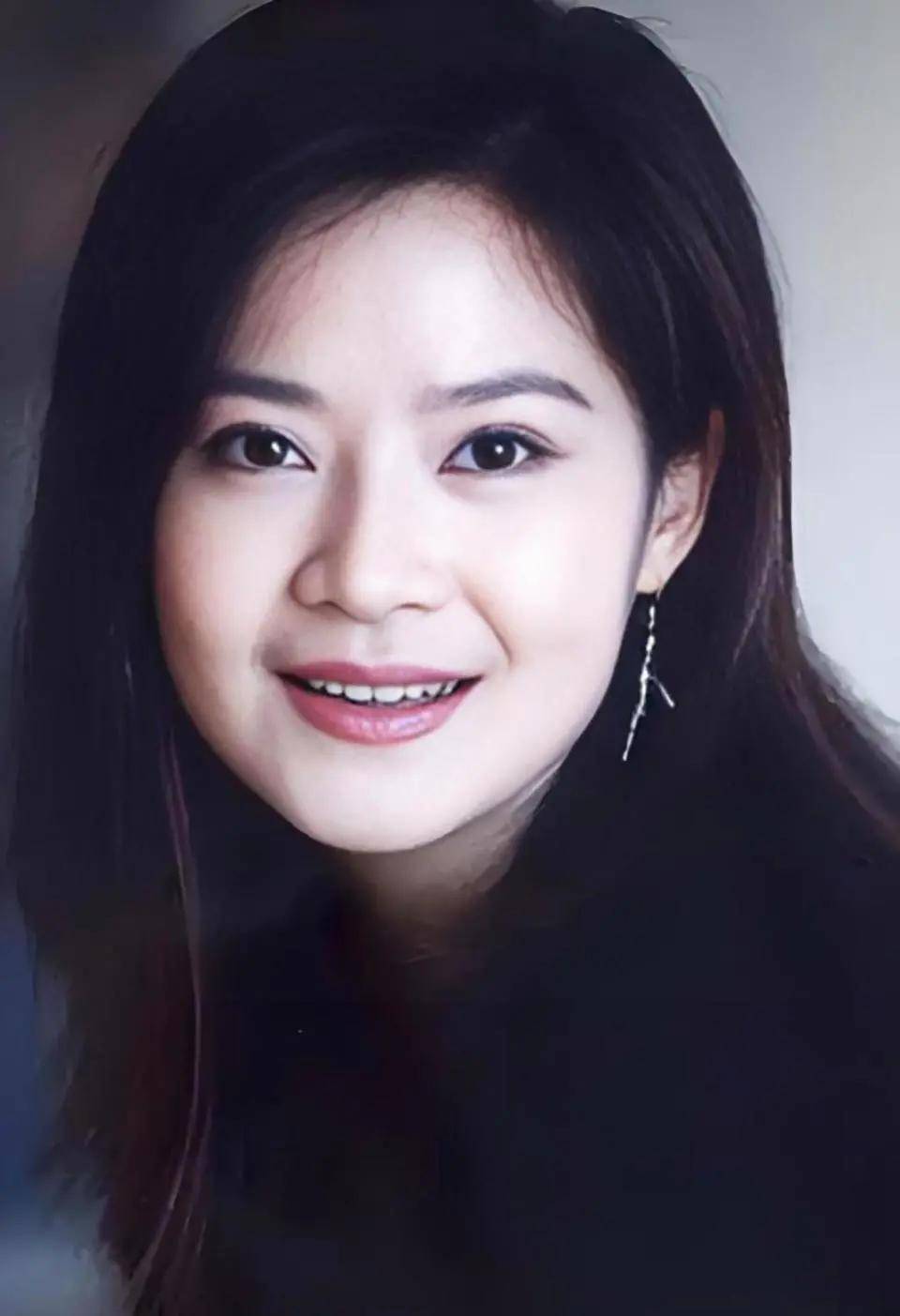 原创俞小凡遭遇背叛与骗局如何重拾幸福真谛