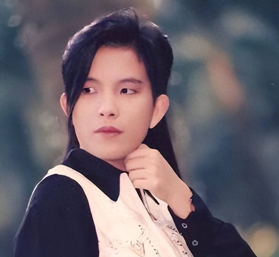 凭我想有个家走红,拒绝婚姻,投身音乐,潘美辰现状如何?