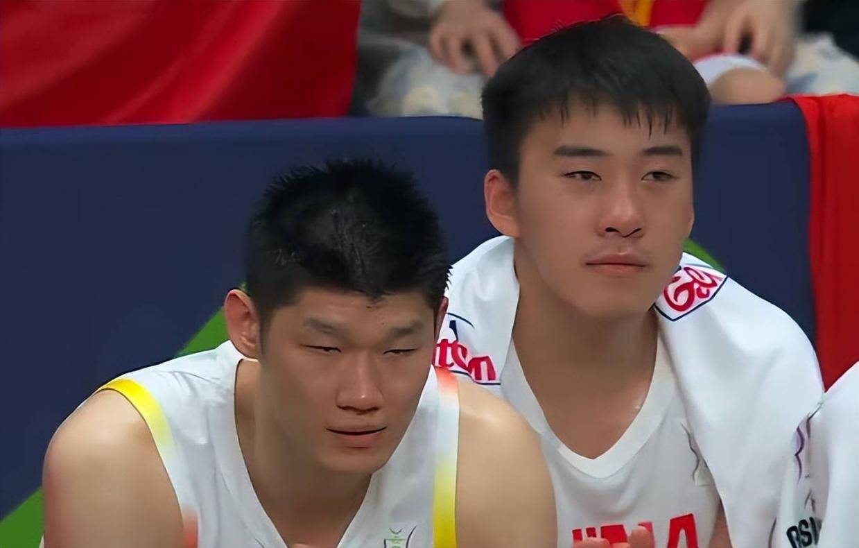 男篮vs韩国！胡明轩表现不佳，余嘉豪、王俊杰和高诗岩发挥出色