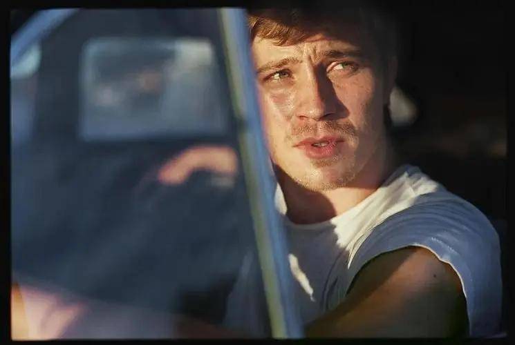 杰克·凯鲁亚克的《在路上》:摆脱不了命运的枷锁与自由的渴望