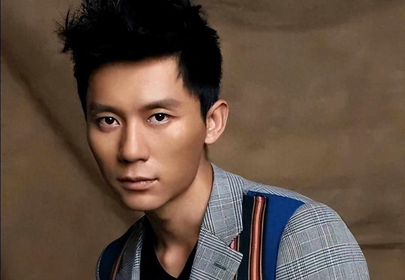 原创五段情零个家46岁李晨的人生答卷没有她的国民男神