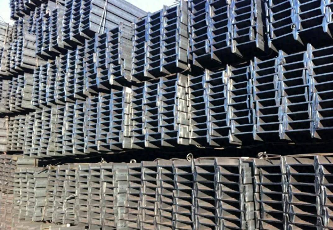 工字钢:建筑结构的全能担当,破解三大施工难题丨钢铁世界分享
