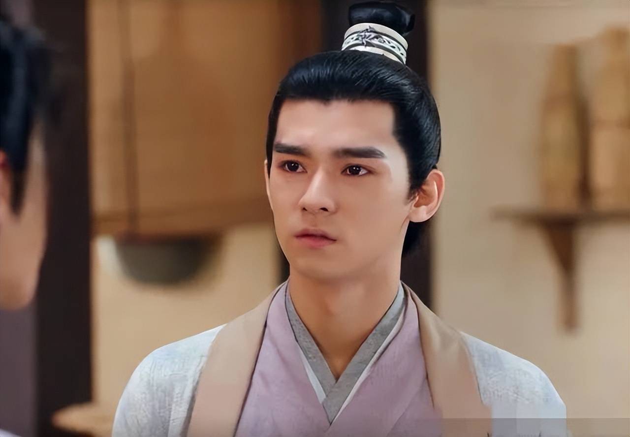 换造型从群嘲到圈粉,古装丑男和天花板就差妆造