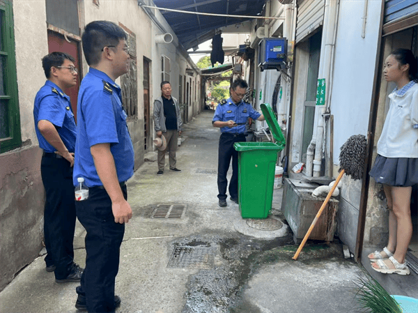 德清下渚湖:垃圾分类齐出击 联合执法见真章(图1) 德清下渚湖:垃圾分类齐出击 联合执法见真章(图1)