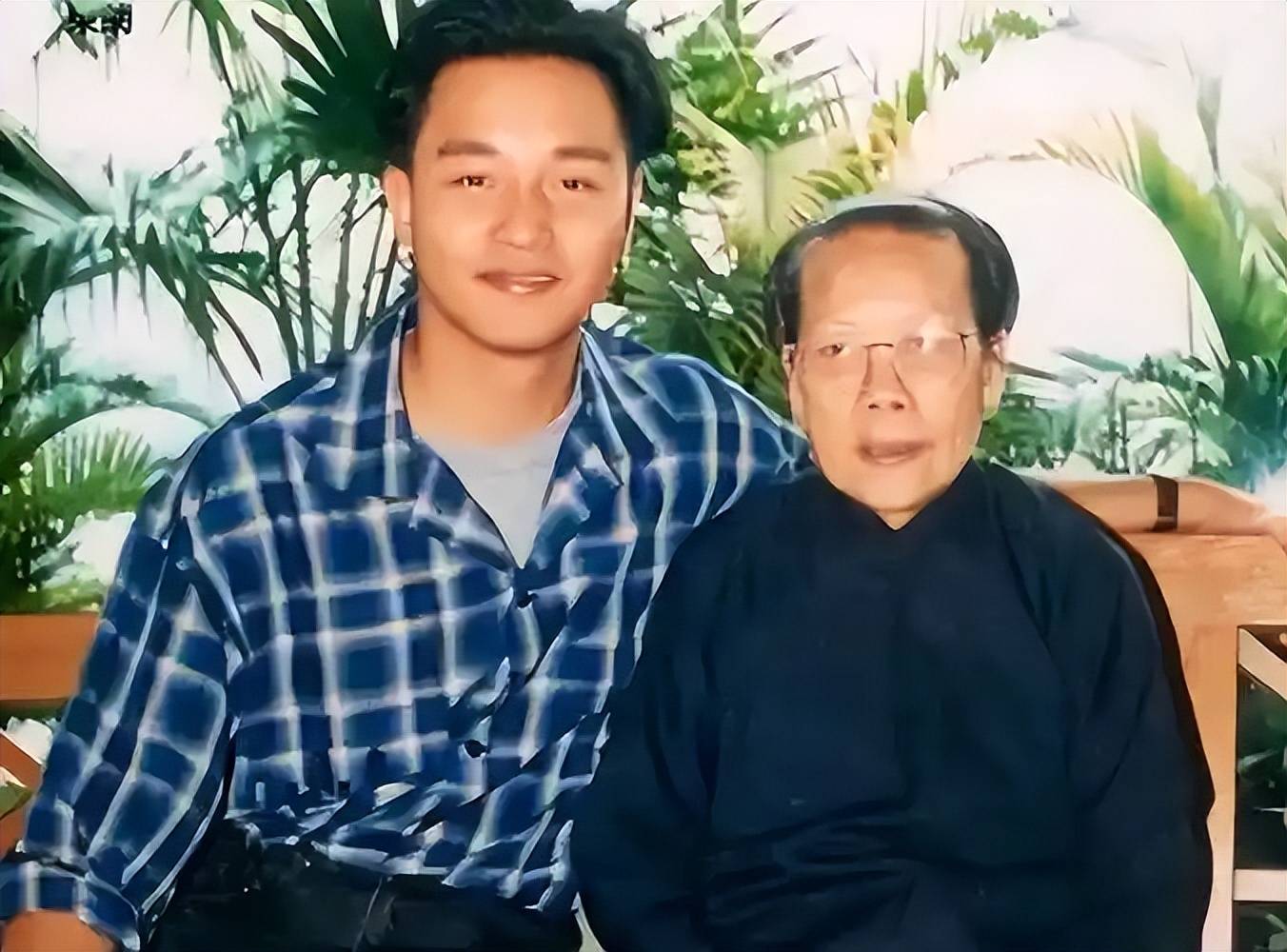 张国荣为什么坠楼自杀?时隔22年,王晶说出实情:和内地大佬有关