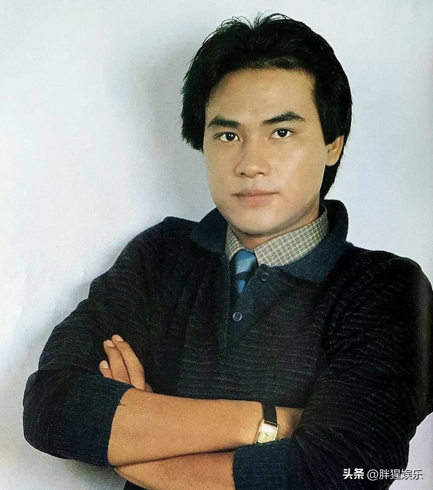 周星驰说对了!不演戏就"消失"的任达华,早已走上另一条大道