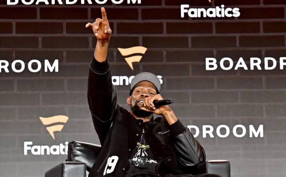 追梦格林谈杜兰特对勇士的影响:他是冠军的关键