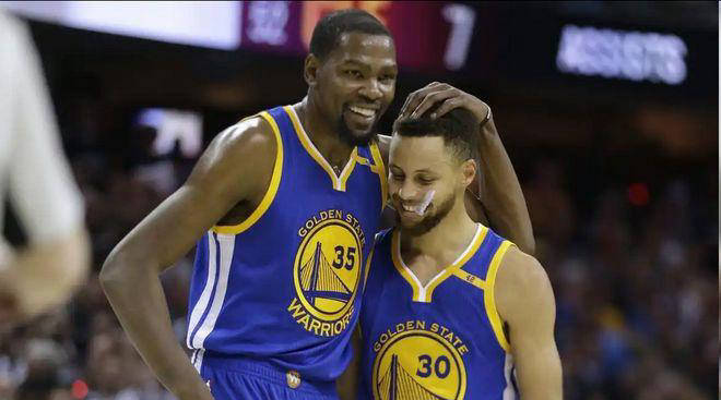 库里肯定杜兰特两次FMVP:他当之无愧!19年若未受伤可能再有第三