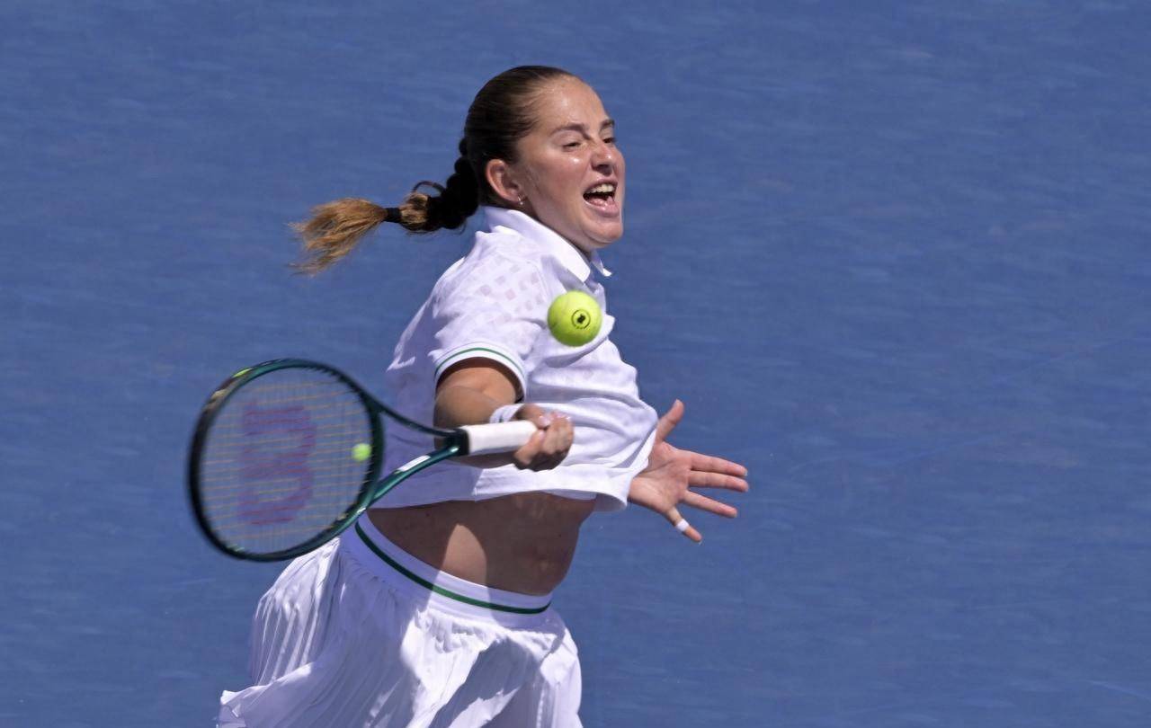 0-2、2-3!奥斯塔彭科、鲁德爆冷出局,美国名将成美网新看点