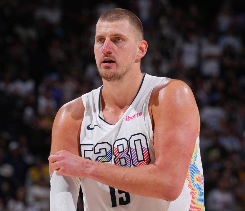 新赛季MVP竞争激烈,约基奇领先,东契奇亚历山大紧随其后