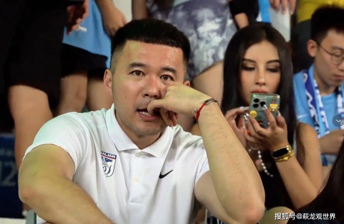 大连一将踢了个稀碎,照样进国家队!三场净吞8蛋,最该反思的是俱乐部,仍搞 “绿茵情书”