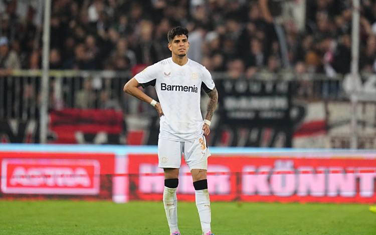 英超最新动向:托特纳姆欲截胡切尔西,瓜迪奥拉欲签约“世一门”