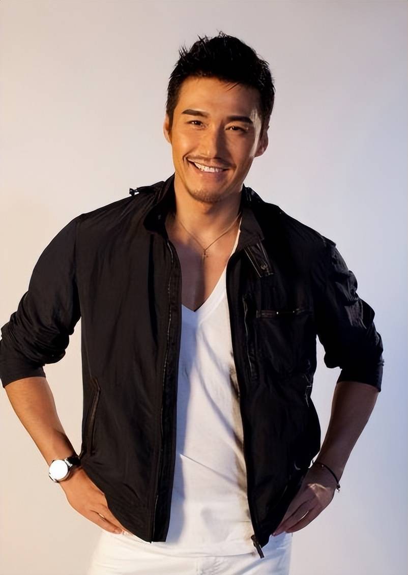 49岁的"中国第一男模"胡兵,为初恋不结婚,可惜她早已削发为尼