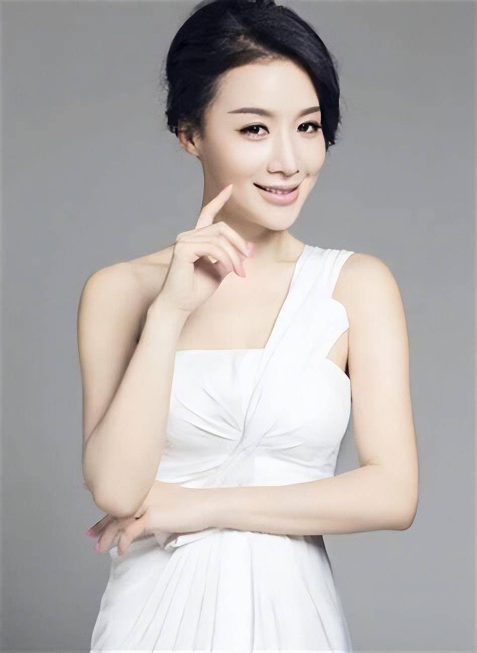 "国民媳妇"姚芊羽:因整容而自毁前程,现在一副网红脸无人敢认