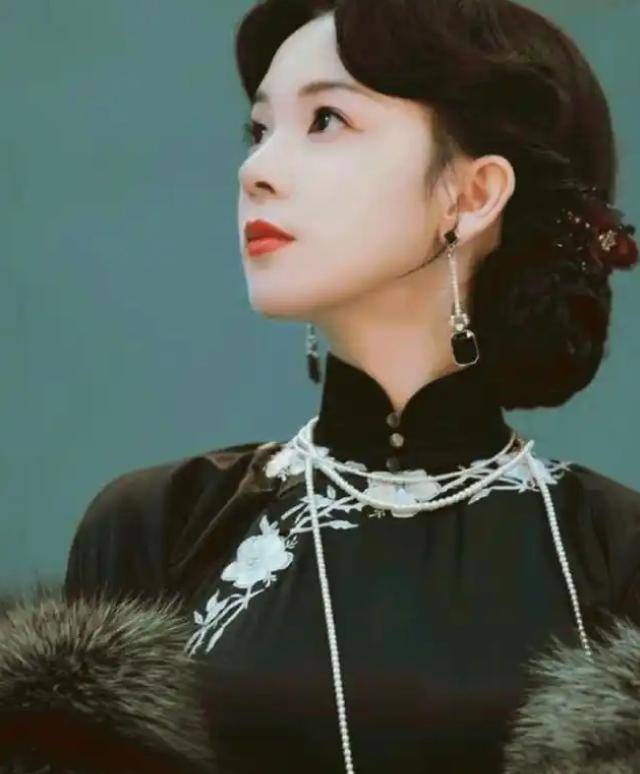 民国女主造型都好卷!王楚然精致陈瑶优雅,看到卢昱晓:心动了!