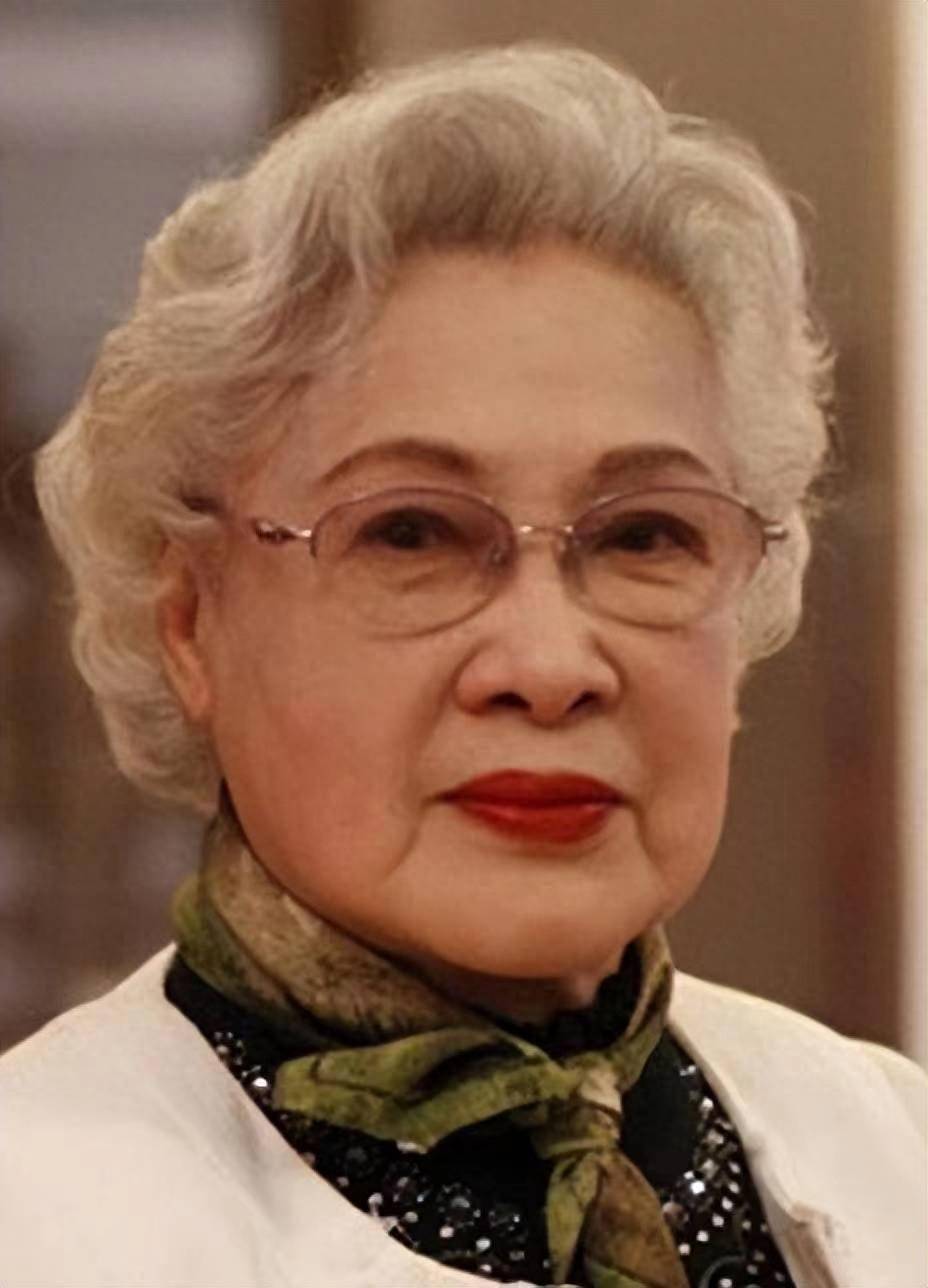 原创秦怡被称为中国第一美女99岁高龄依然有人追