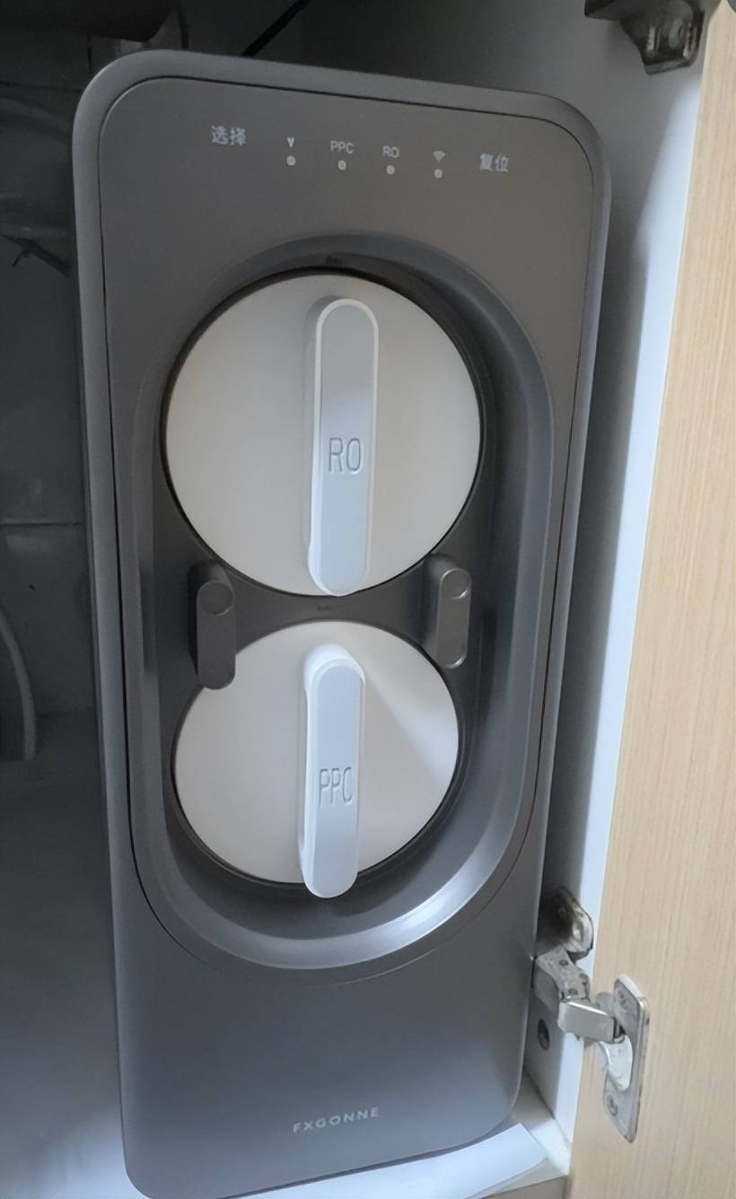 告别桶装水！宫菱净水器测评：母婴特护级+12层精滤+双倍用料，真正靠谱