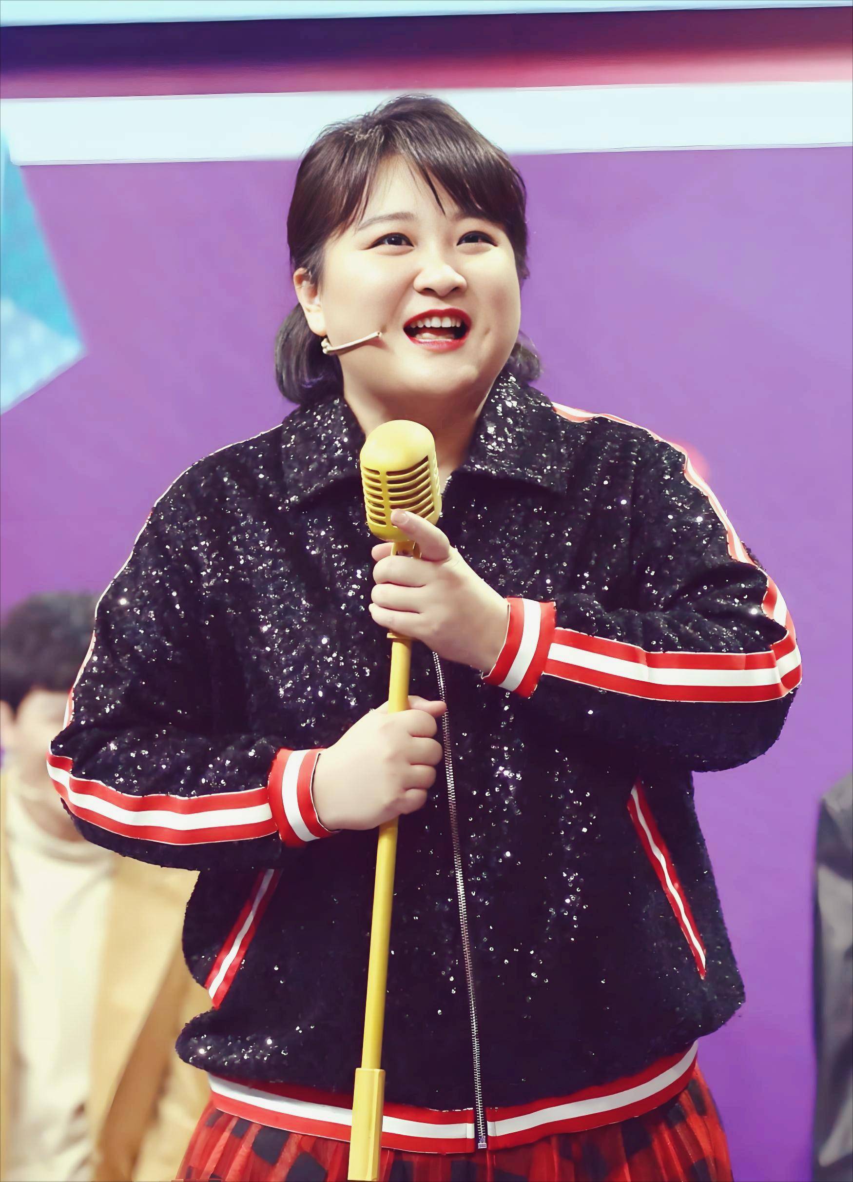 贾玲新电影被同行抵制!又要"故技重施"捞几个亿?杨紫首演反派