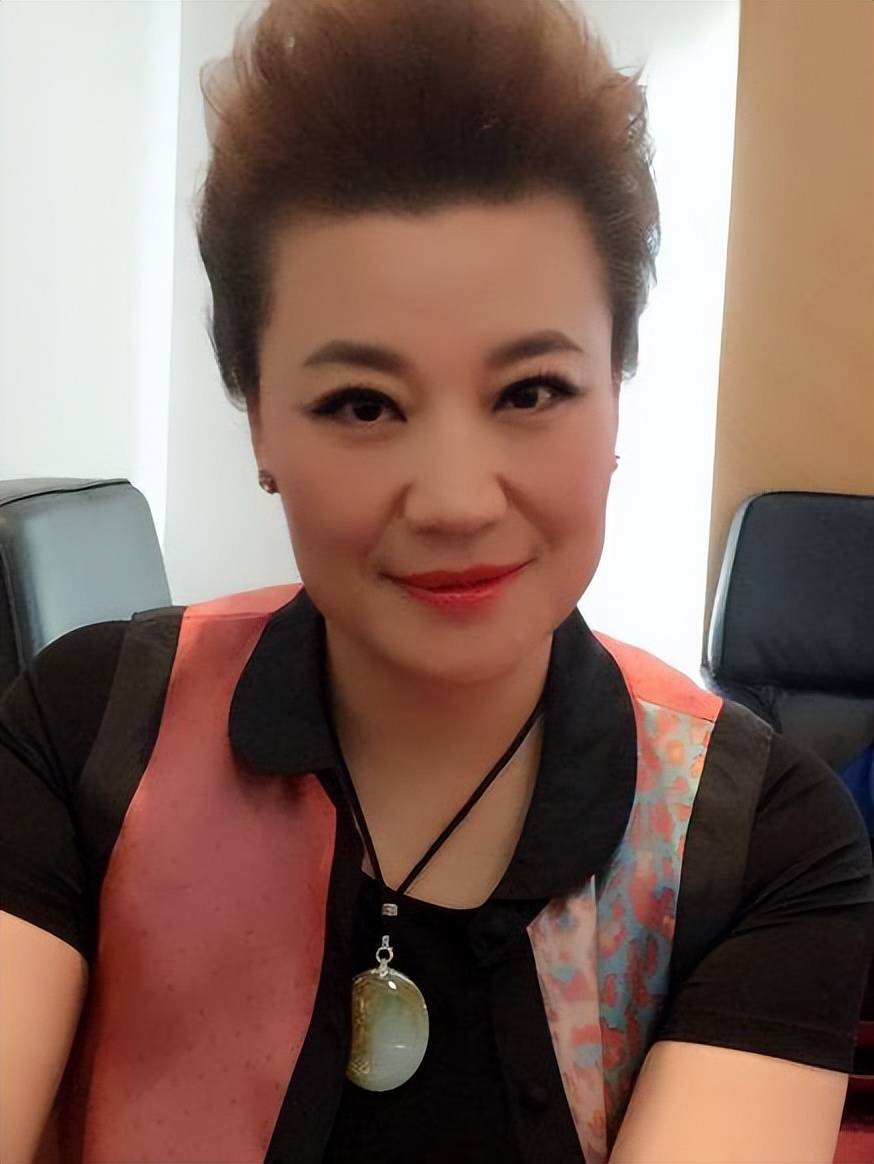 离婚20年,再看小香玉的现状,才明白王为念为何要和她离婚