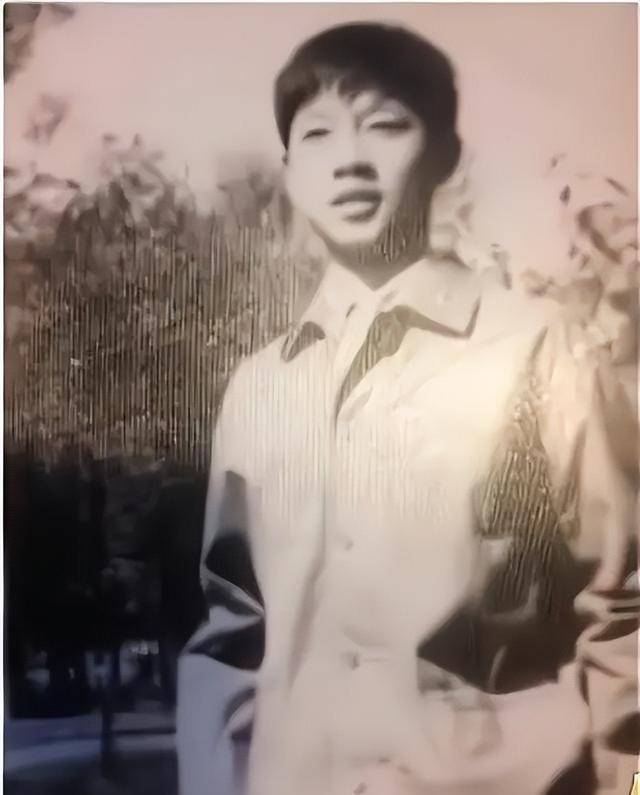 著名特型演员王霙病逝:单位分的房子曾被同事撬走,他离婚又再婚