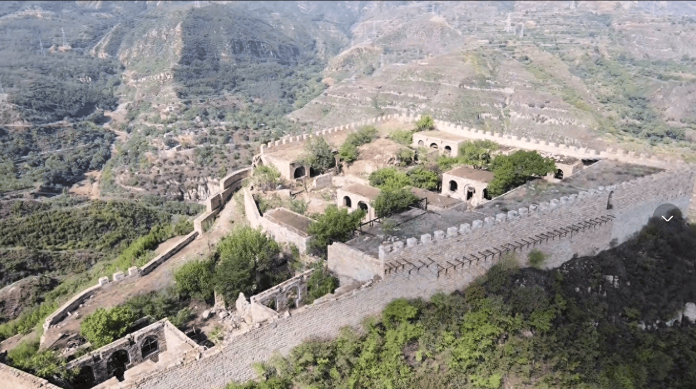 山西晋中废弃的百年古寨,规模巨大底蕴丰厚,荒废多年为何重修