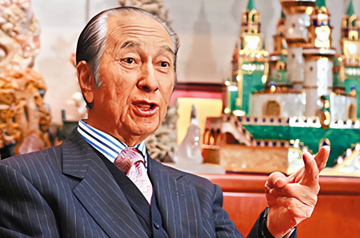 赌王何鸿燊,为啥可以娶四个老婆?不是因为钱,而是清朝给的特权