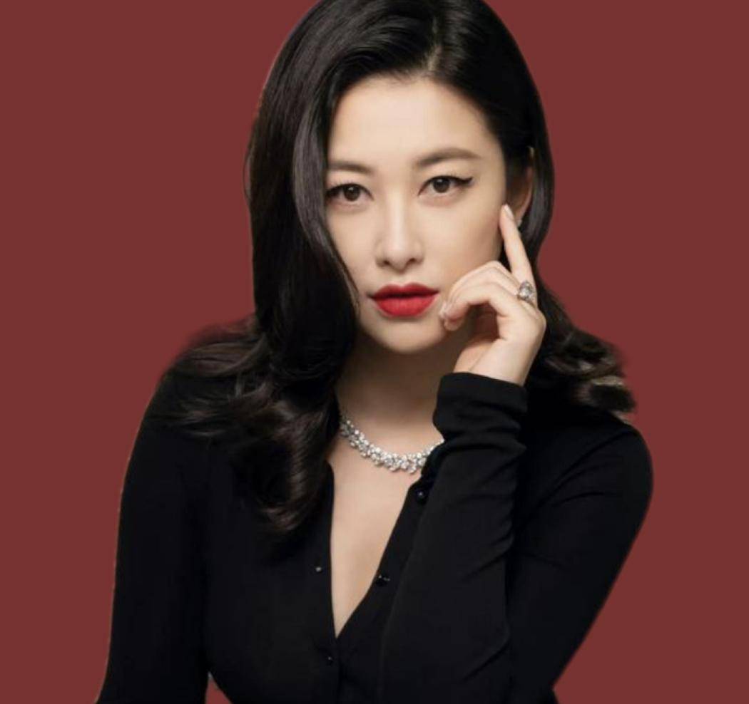 40岁的"姨圈天菜"朱珠,真乃人间极品尤物!