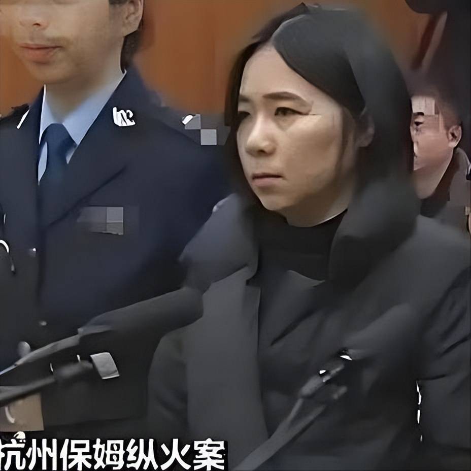 2017年6月22日,这个魔鬼实施了她的计划,当天早上,莫焕晶使用打火机