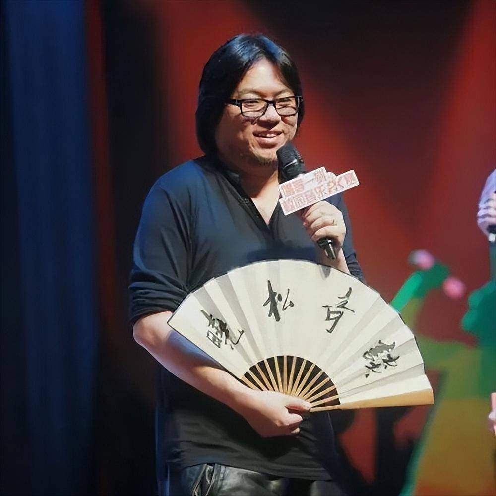 高晓松彻底活成了一个"笑话"