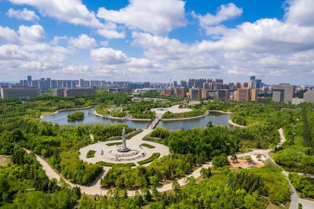 行嘉年华隆重登场让游客感受新潮文化与体育的激情长春市动植物公园全