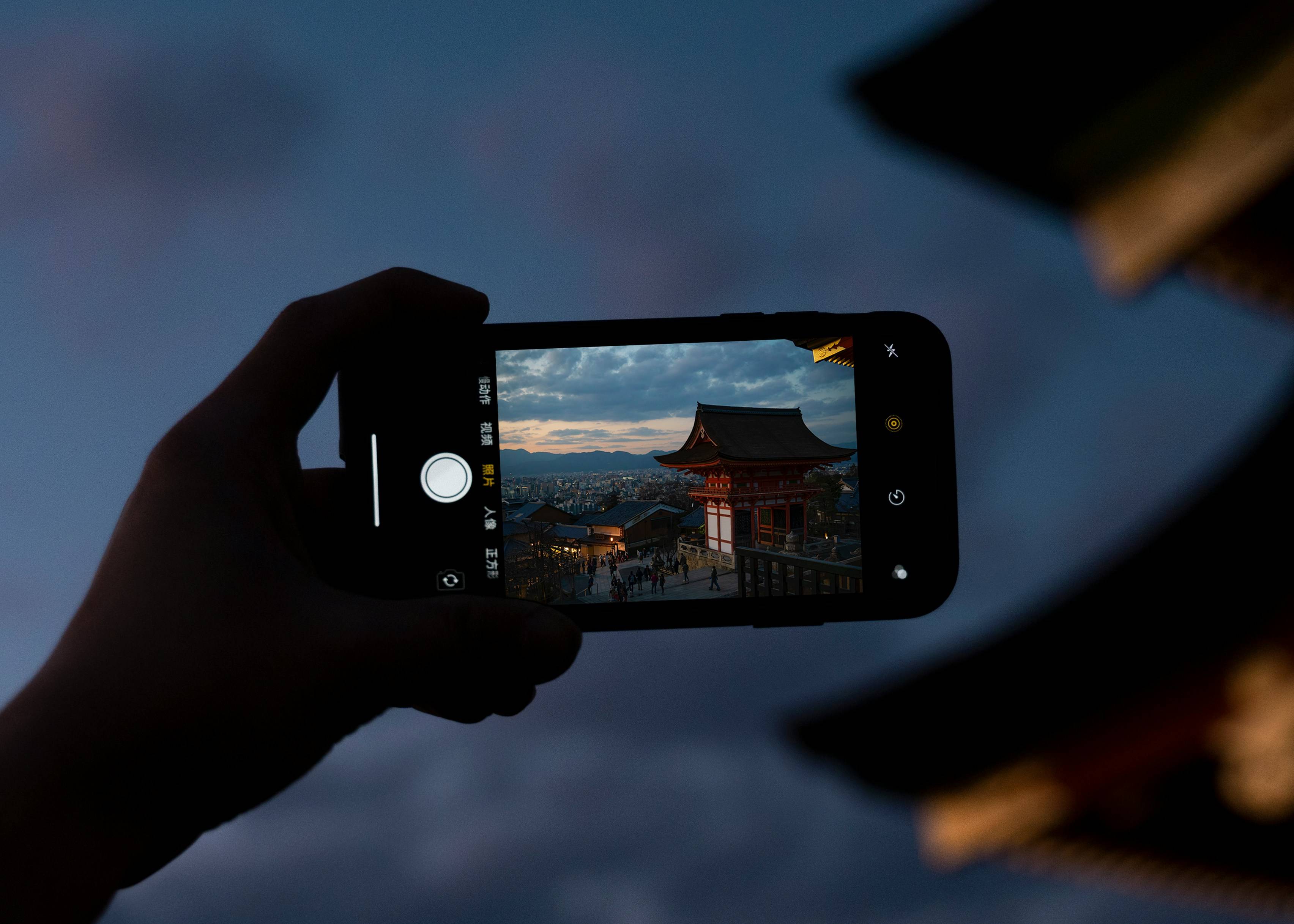 微信重磅更新!聊天窗口现在可以发实况照片了,操作简单效果惊艳