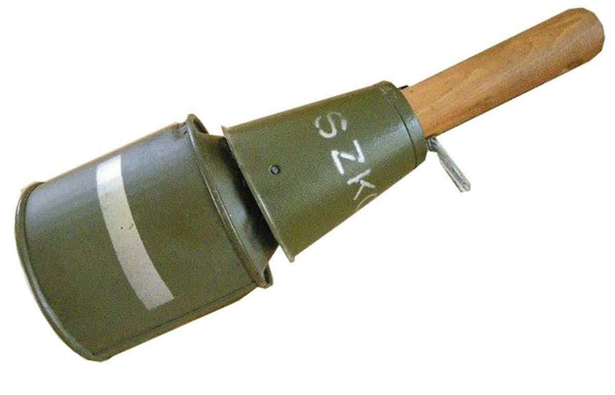 最后的机会去炸毁德国坦克rpg