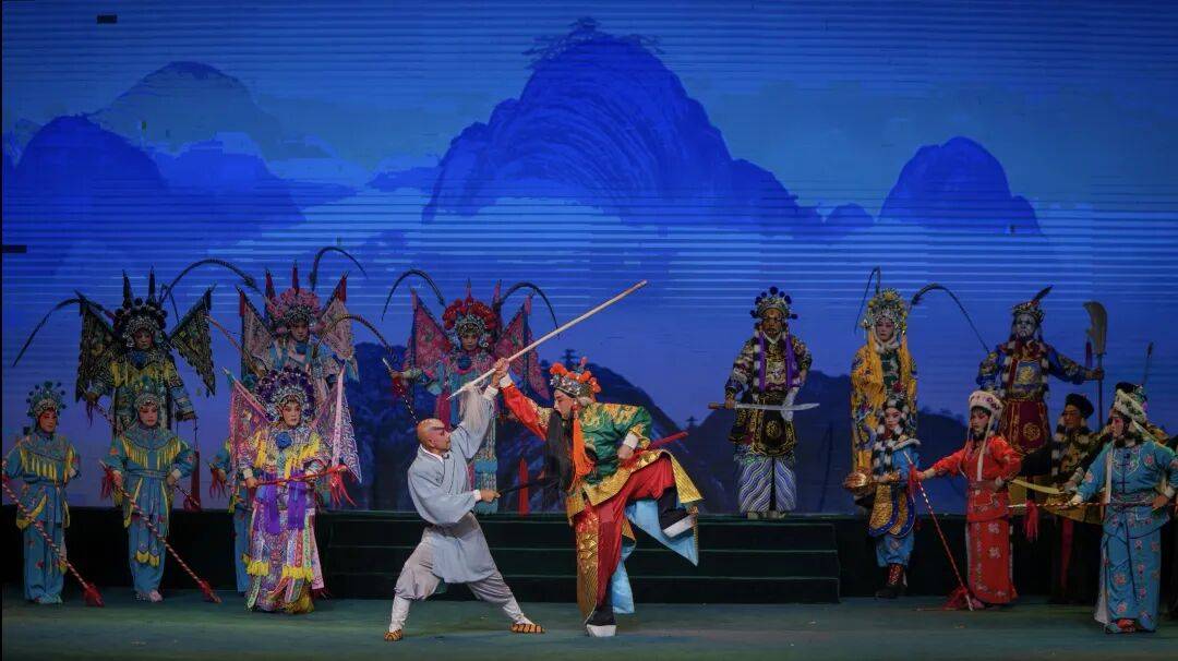 梨园堂唱响压轴大戏 《笑泯情仇》谱写艺术周华彩终章