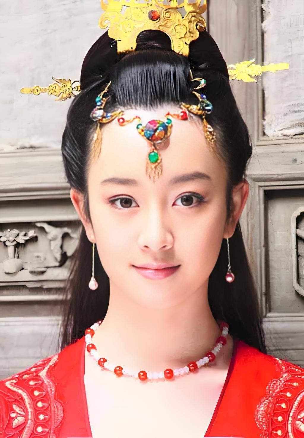 女星张檬:让父母消毒后再抱外孙遭非议,她做错了吗?