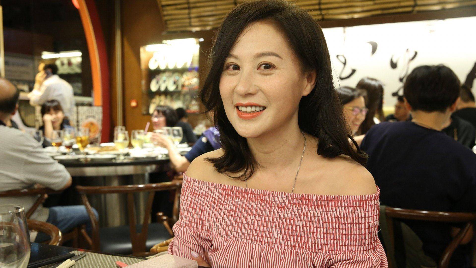 江欣燕是张卫健心目中的女神,二人同属一家演艺公司