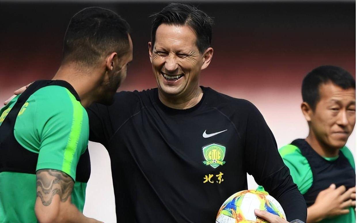 国足选帅又遭重创，前中超名帅坦言对国足没兴趣，错失一个最佳人选