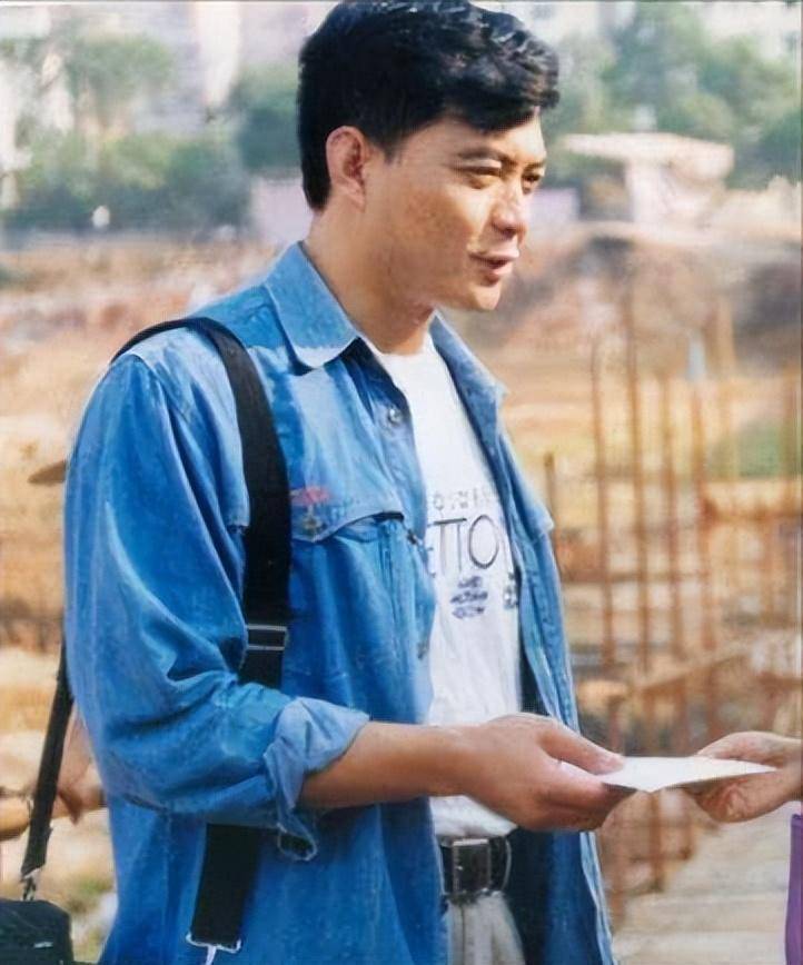 王新军:成名后抛妻弃子,把秦海璐宠成宝,前妻红了他糊了